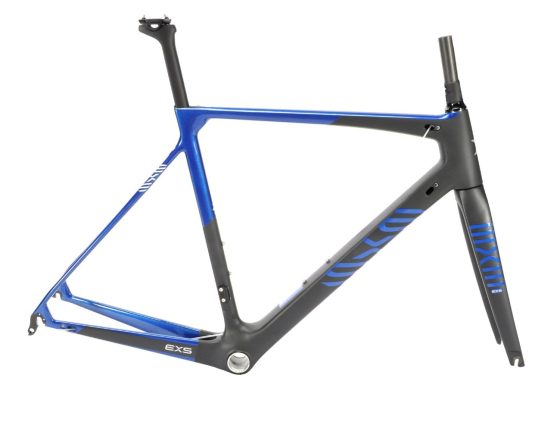 Kit cadre et fourche Route carbone EXS 700 à patins – Taille 48 noir/bleu