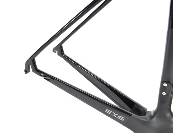 Kit cadre et fourche Route carbone EXS 700 à patins – Taille 48 noir