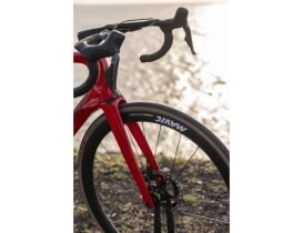 Roue avant Mavic Cosmic Disc 28 pouces