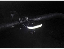 Eclairage avant Ravemen FR160 avec fixation compteur Garmin - 160 Lumens