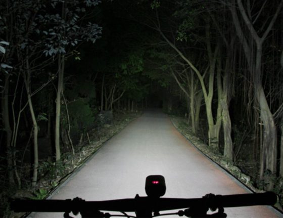 Éclairage avant Ravemen PR1400 - 1400 Lumens