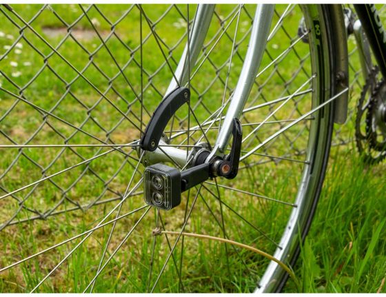 Feux de vélo fixation moyeu Reelight AMS Light C