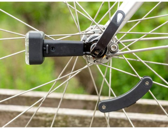 Feux de vélo fixation moyeu Reelight AMS Light C