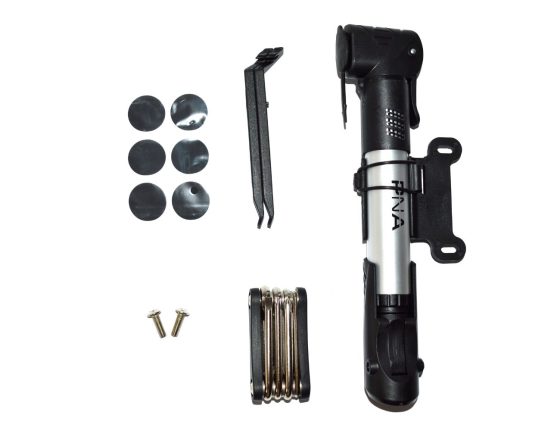 Kit crevaison pompe à main + outillage PNA